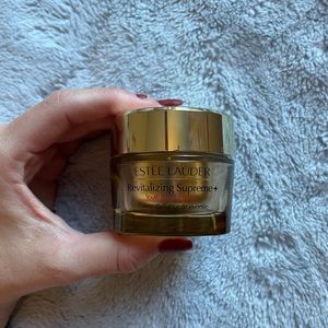 Estée Lauder- Revitalizing Supreme+ Youth Power Creme Moisturizer